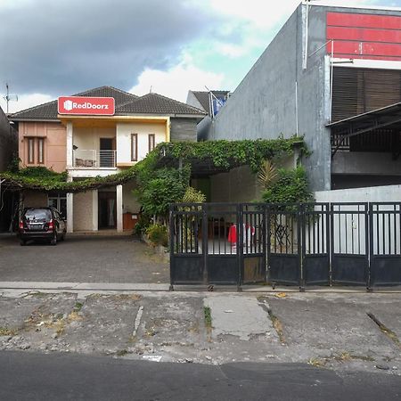 Reddoorz Syariah Near Pakuwon Mall Jogja Kejayan Exteriör bild