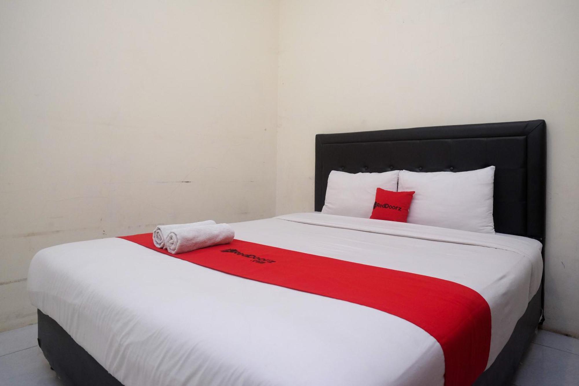 Reddoorz Syariah Near Pakuwon Mall Jogja Kejayan Exteriör bild