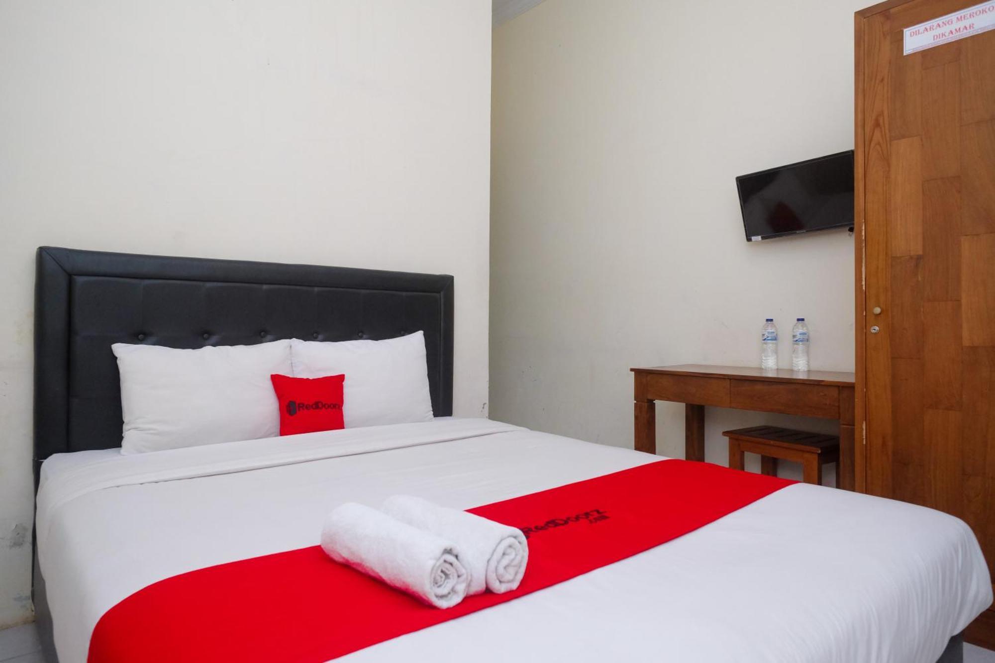 Reddoorz Syariah Near Pakuwon Mall Jogja Kejayan Exteriör bild