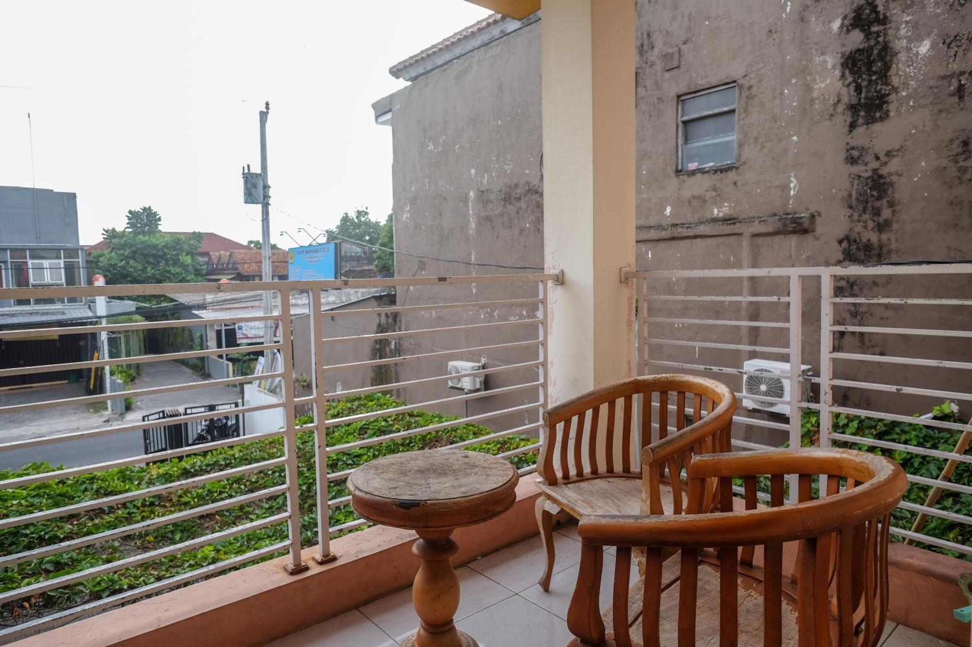 Reddoorz Syariah Near Pakuwon Mall Jogja Kejayan Exteriör bild